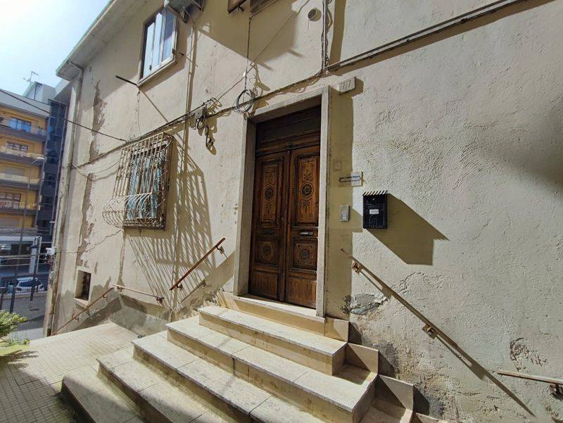 Appartamento in Via Caserma Lucania 77 in zona Via Mazzini a Potenza