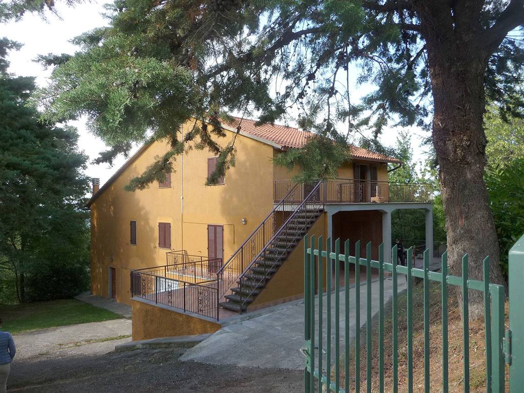 Appartamento indipendente abitabile in zona Pescina a Seggiano