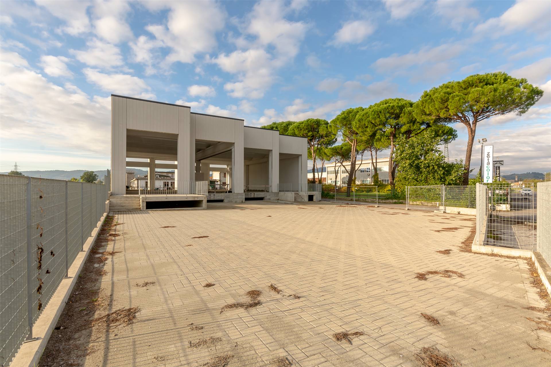 SANT'ANGELO A LECORE, CAMPI BISENZIO, Industrial warehouse for rent of 85 Sq. mt., New construction, Heating Individual heating system, Energetic 