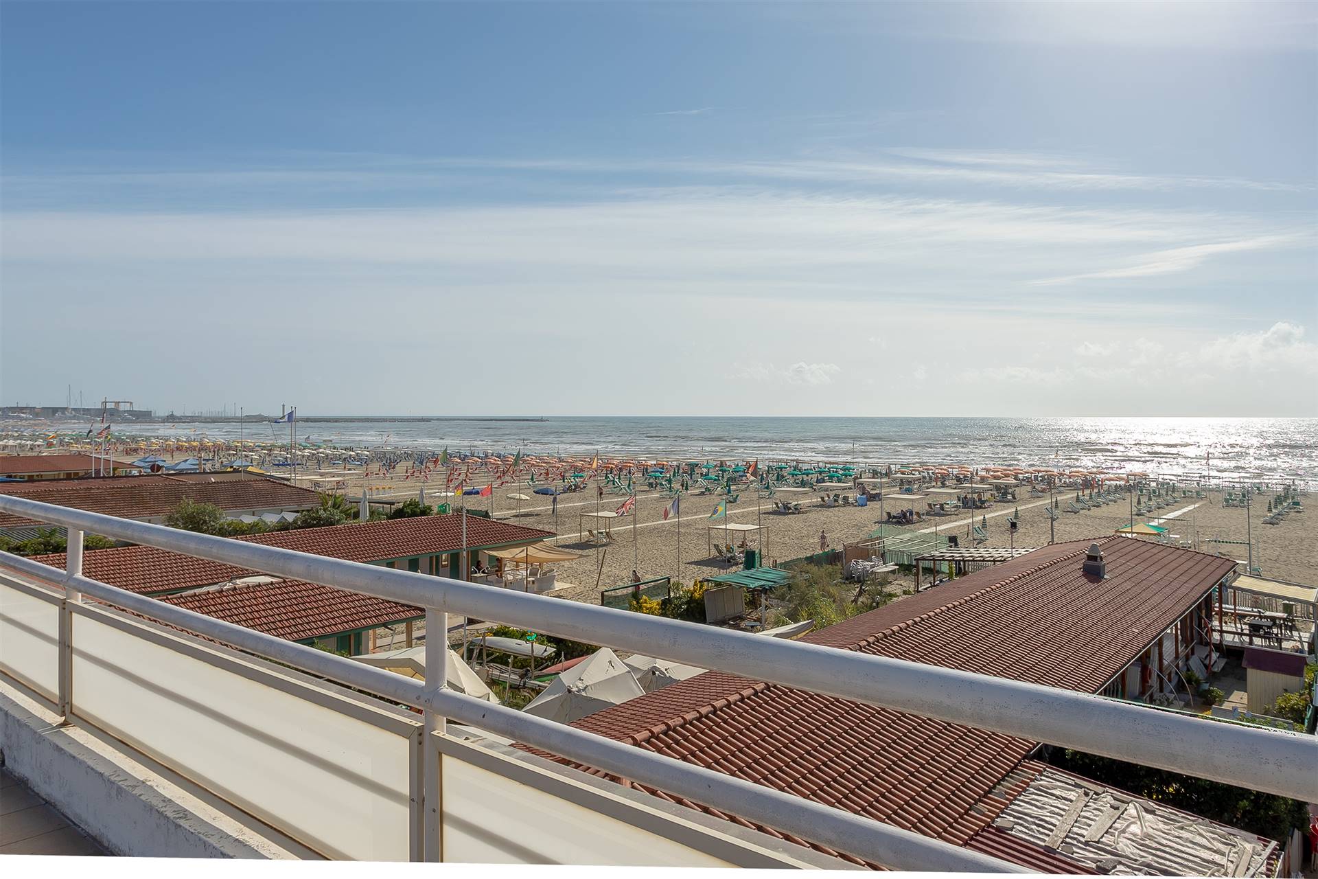 PASSEGGIATA, VIAREGGIO, Penthouse for sale of 170 Sq. mt., Excellent Condition, Heating Individual heating system, Energetic class: G, placed at 