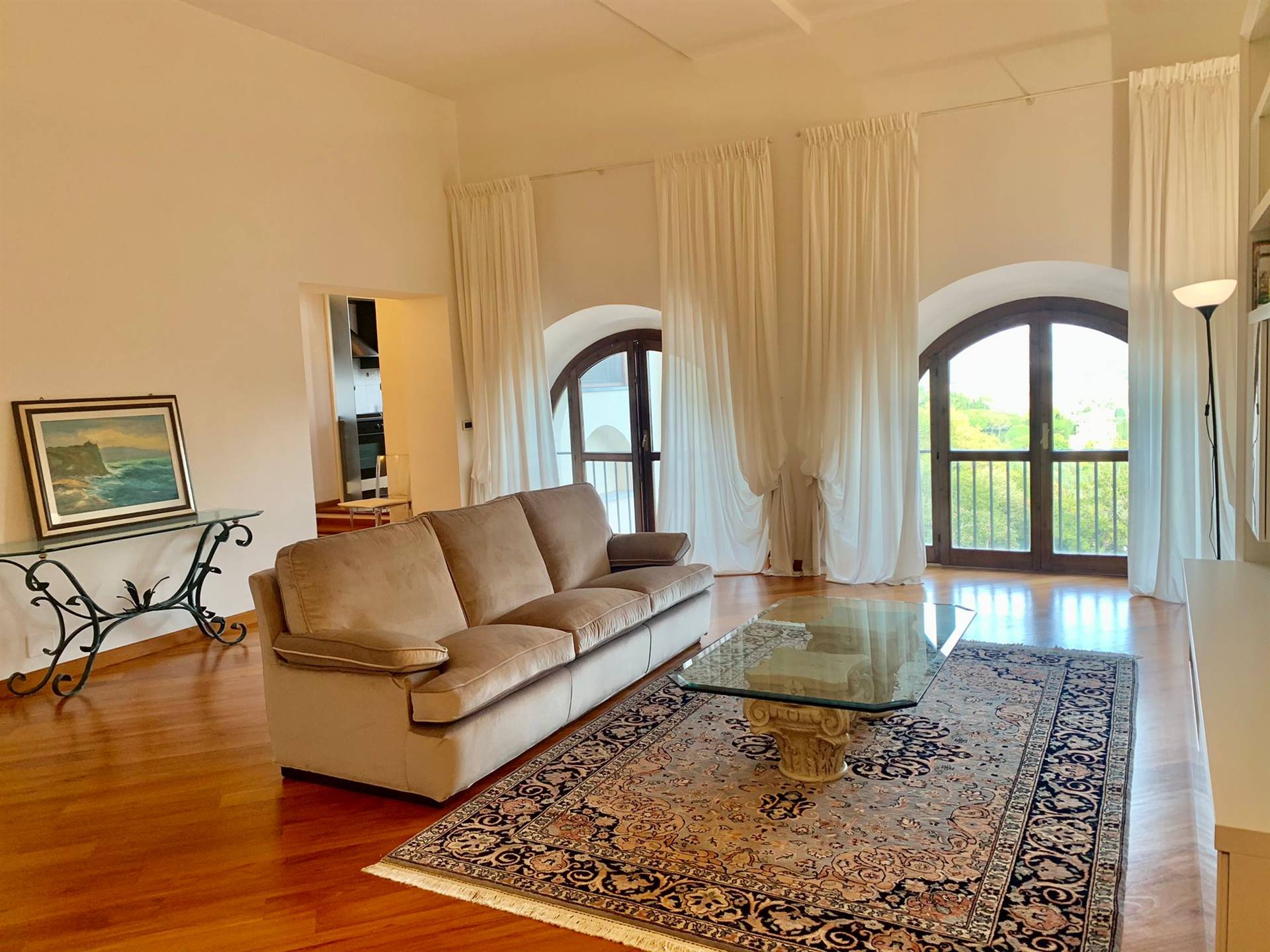 POGGIO IMPERIALE, FIRENZE, Apartment for rent of 100 Sq. mt., Excellent Condition, Energetic class: G, Epi: 158,2 kwh/m2 year, placed at 4° on 5, 
