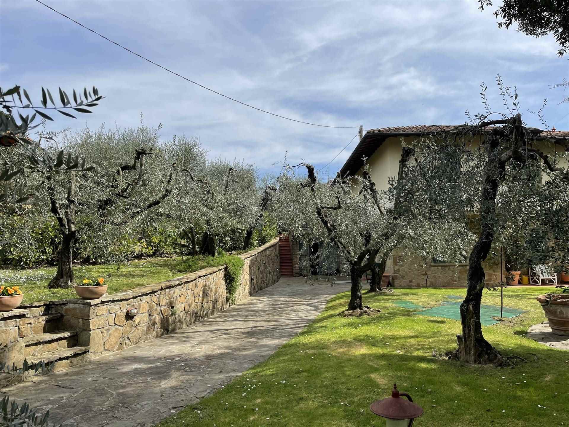 SAN CASCIANO IN VAL DI PESA, Villa for sale of 490 Sq. mt., Good condition, Heating Individual heating system, Energetic class: G, placed at Ground 