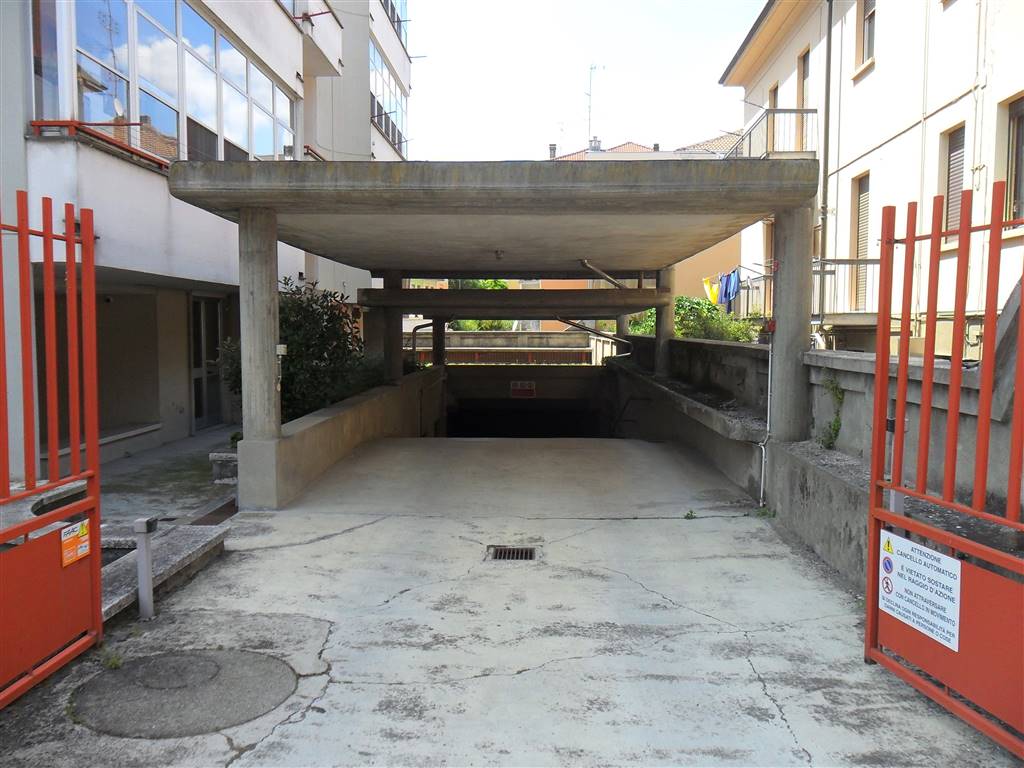 Garage / Posto auto in zona Semicentro a Vercelli