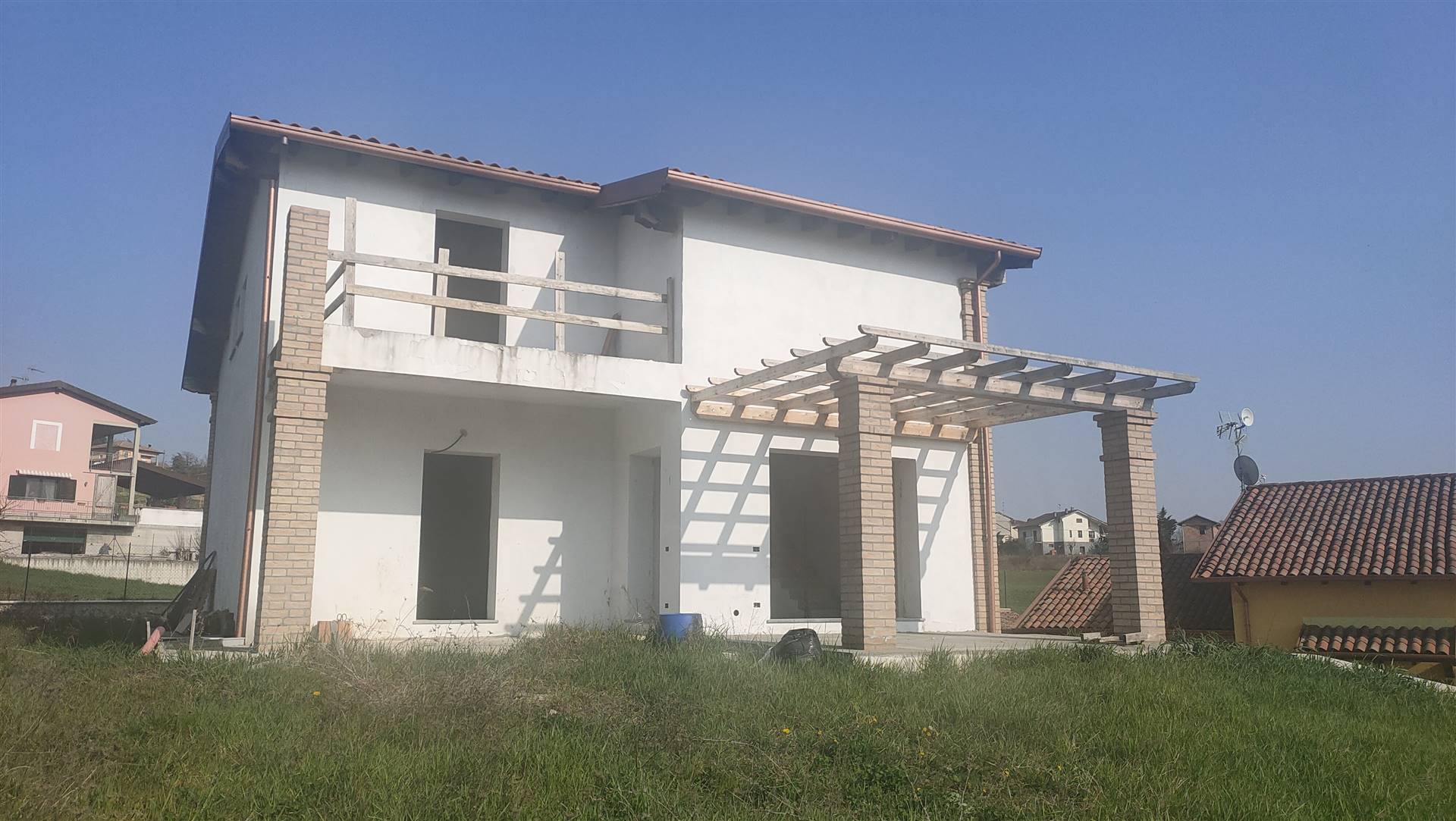 Villa in nuova costruzione in zona Gavazzana a Cassano Spinola