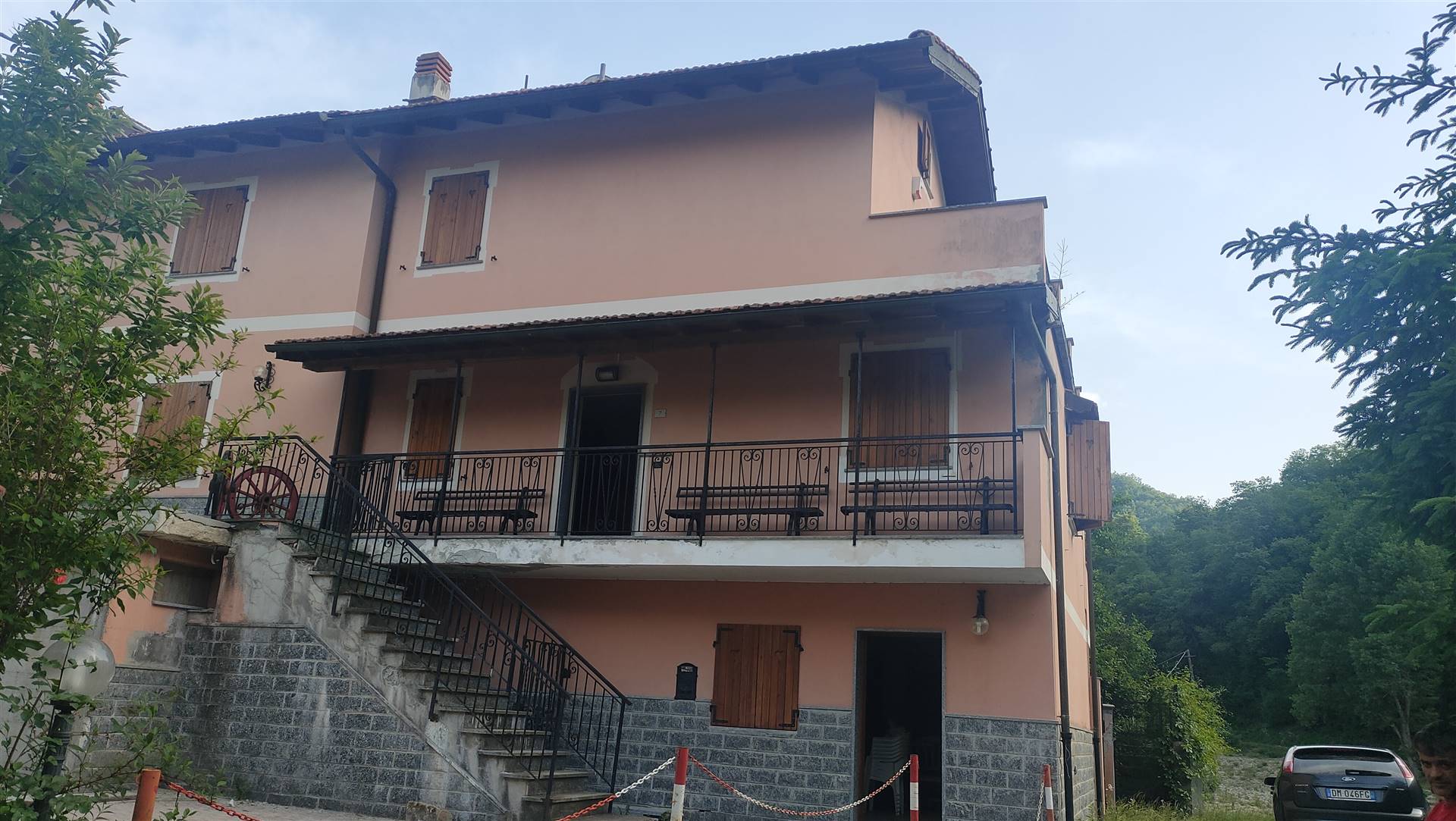 Casa singola in ottime condizioni a Mongiardino Ligure