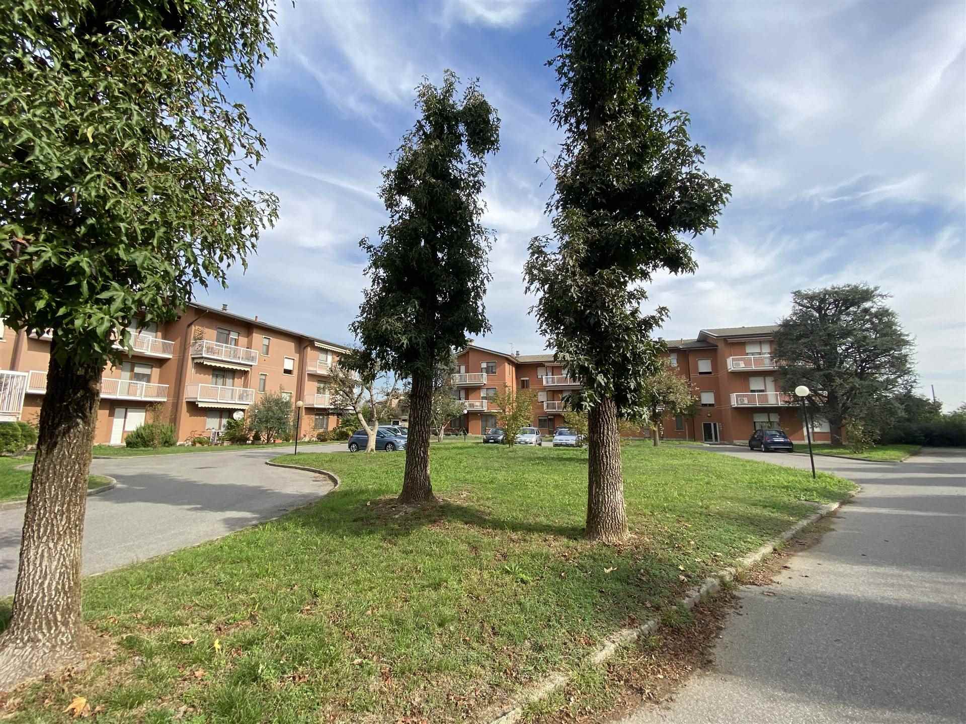 GROPPELLO D'ADDA, CASSANO D'ADDA, Apartment for sale of 90 Sq. mt., Habitable, Heating Individual heating system, Energetic class: G, Epi: 389,78 