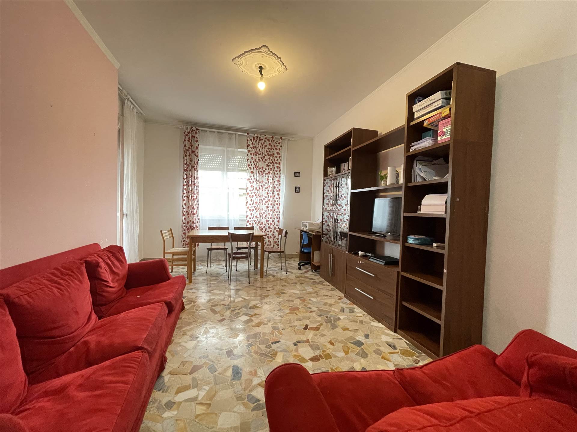 CASSANO D'ADDA, CASSANO D'ADDA, Apartment for sale of 90 Sq. mt., Habitable, Heating Centralized, Energetic class: G, Epi: 332,21 kwh/m2 year, 