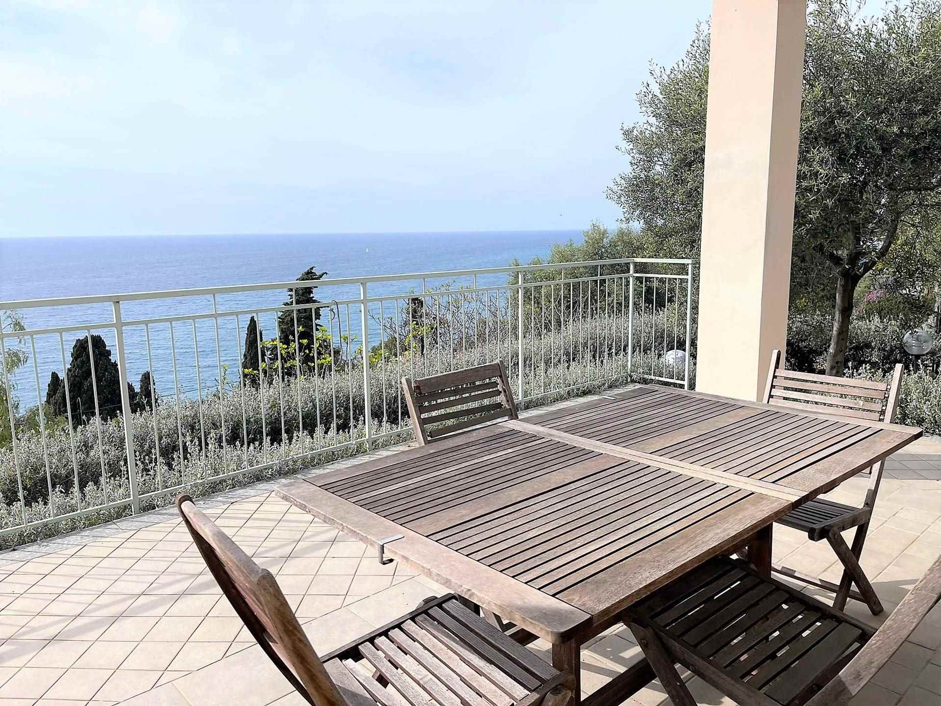 ONEGLIA PERIFERIA, IMPERIA, Apartment for sale of 94 Sq. mt., Excellent Condition, Heating Individual heating system, Energetic class: G, Epi: 250,15 