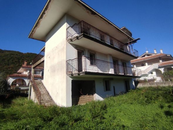 Villa in vendita a Mercato San Severino Salerno