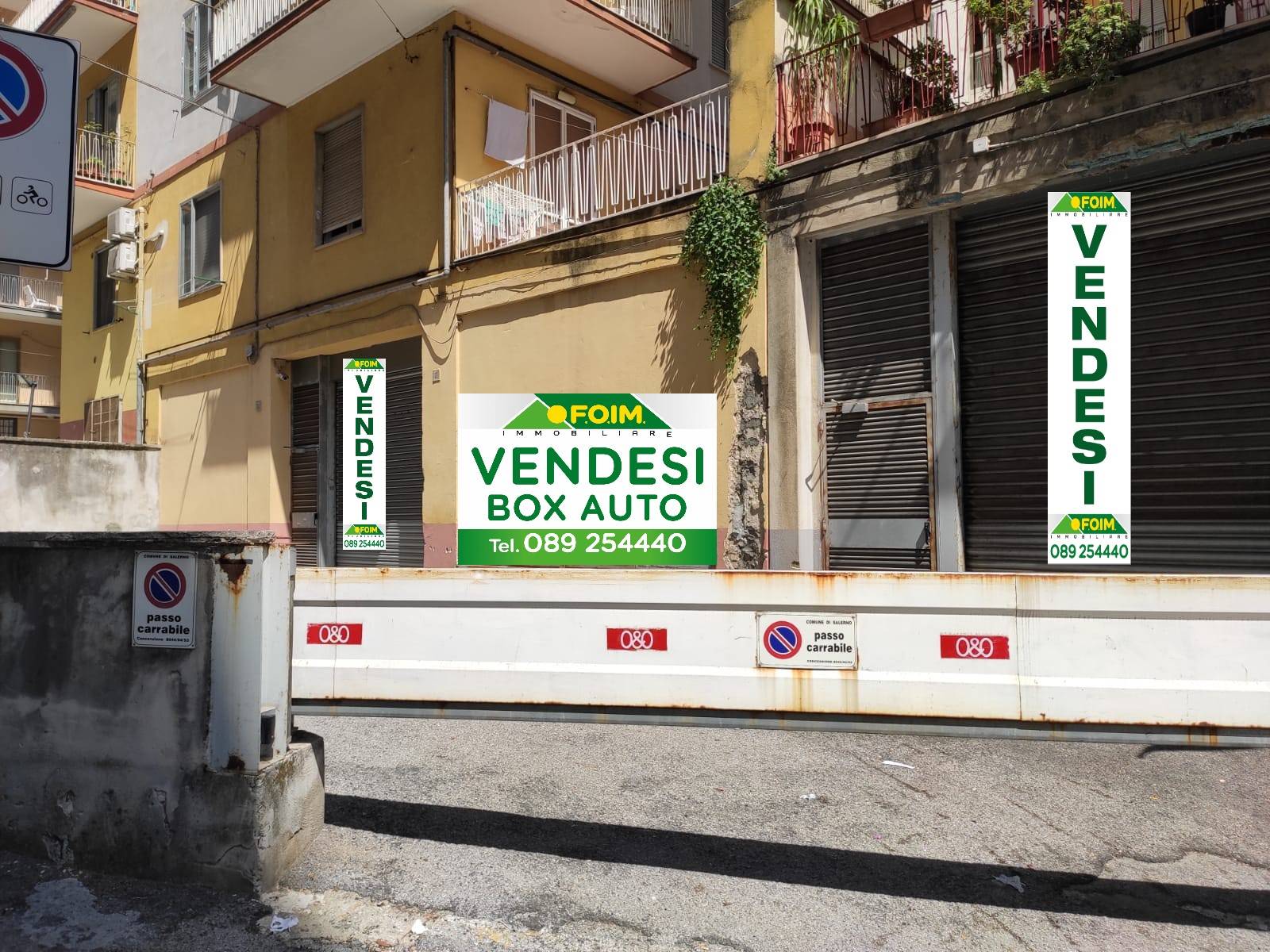 Garage / Posto auto in Via Sant'Eremita 22 in zona Centro a Salerno