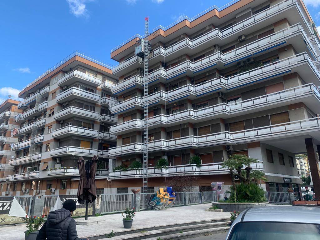IRNO / CALCEDONIA/ PETROSINO, SALERNO, Apartment for sale of 140 Sq. mt., Habitable, Heating Individual heating system, Energetic class: G, placed at 