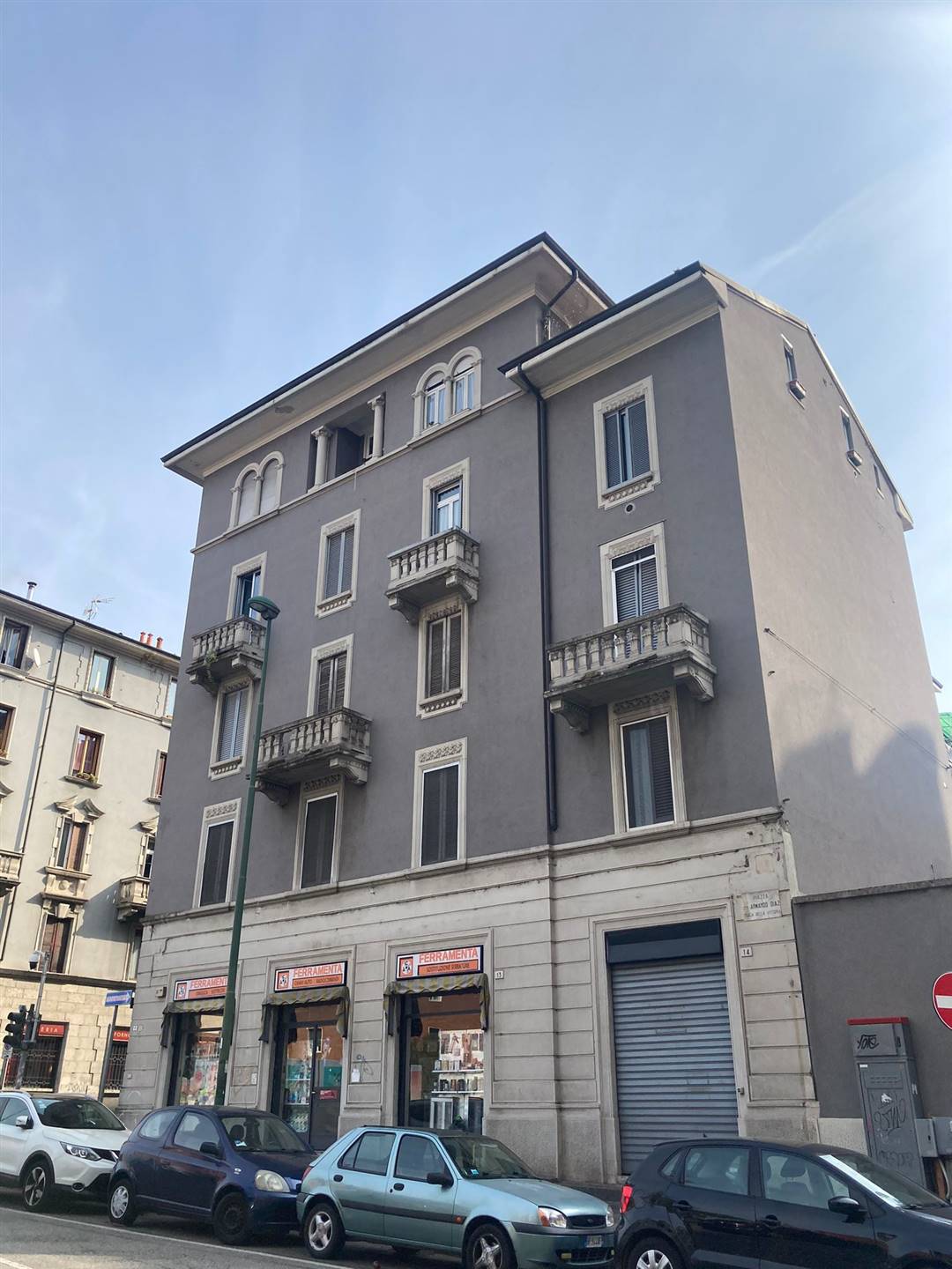 SESTO SAN GIOVANNI, Store for rent of 54 Sq. mt., Excellent Condition, Heating Individual heating system, Energetic class: F, placed at Ground on 4, 
