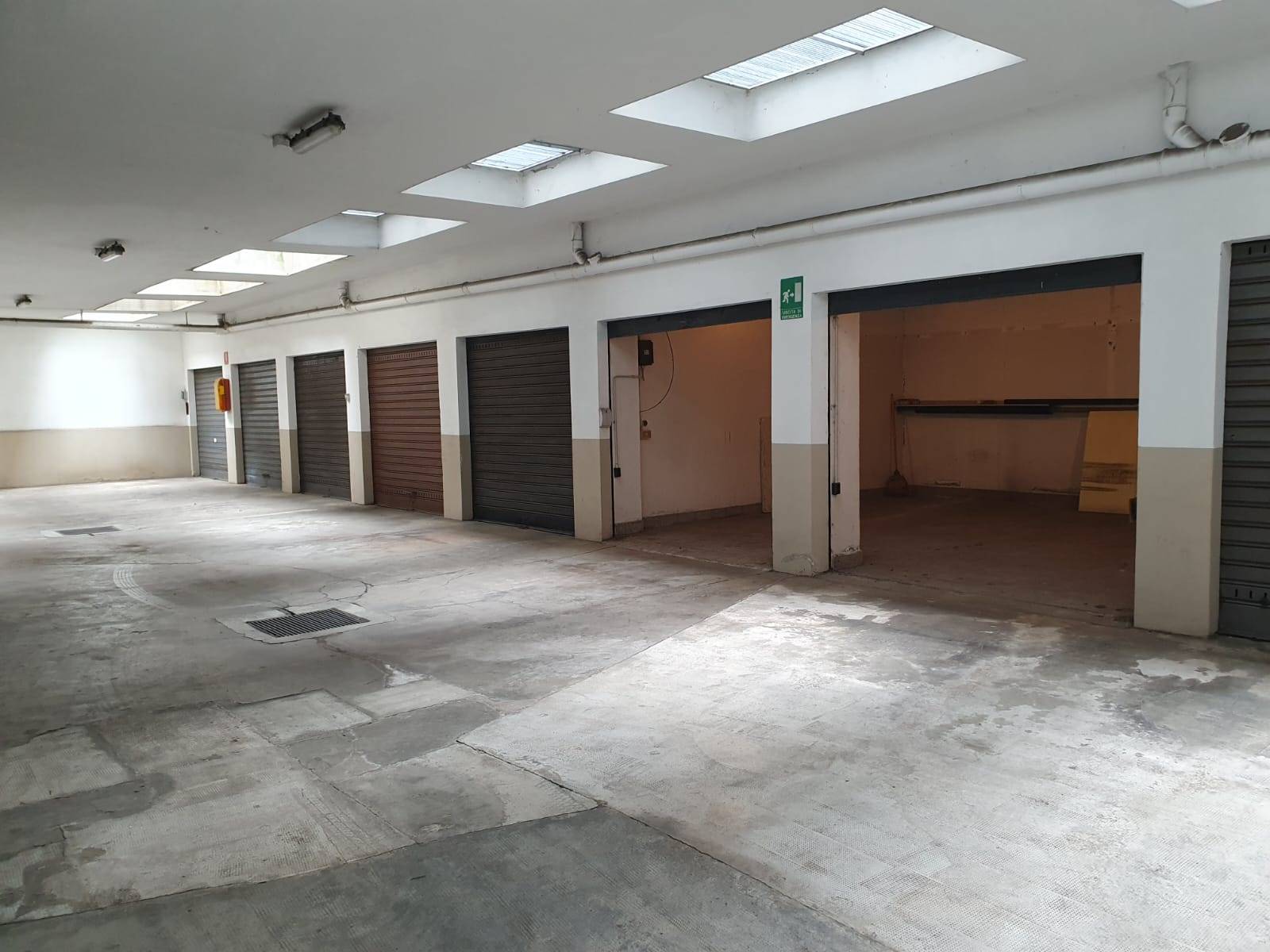 SESTO SAN GIOVANNI, Garage / Parking space for sale of 26 Sq. mt., Energetic class: Not subject, placed at Buried, composed by: 1 Room, Price: € 52,