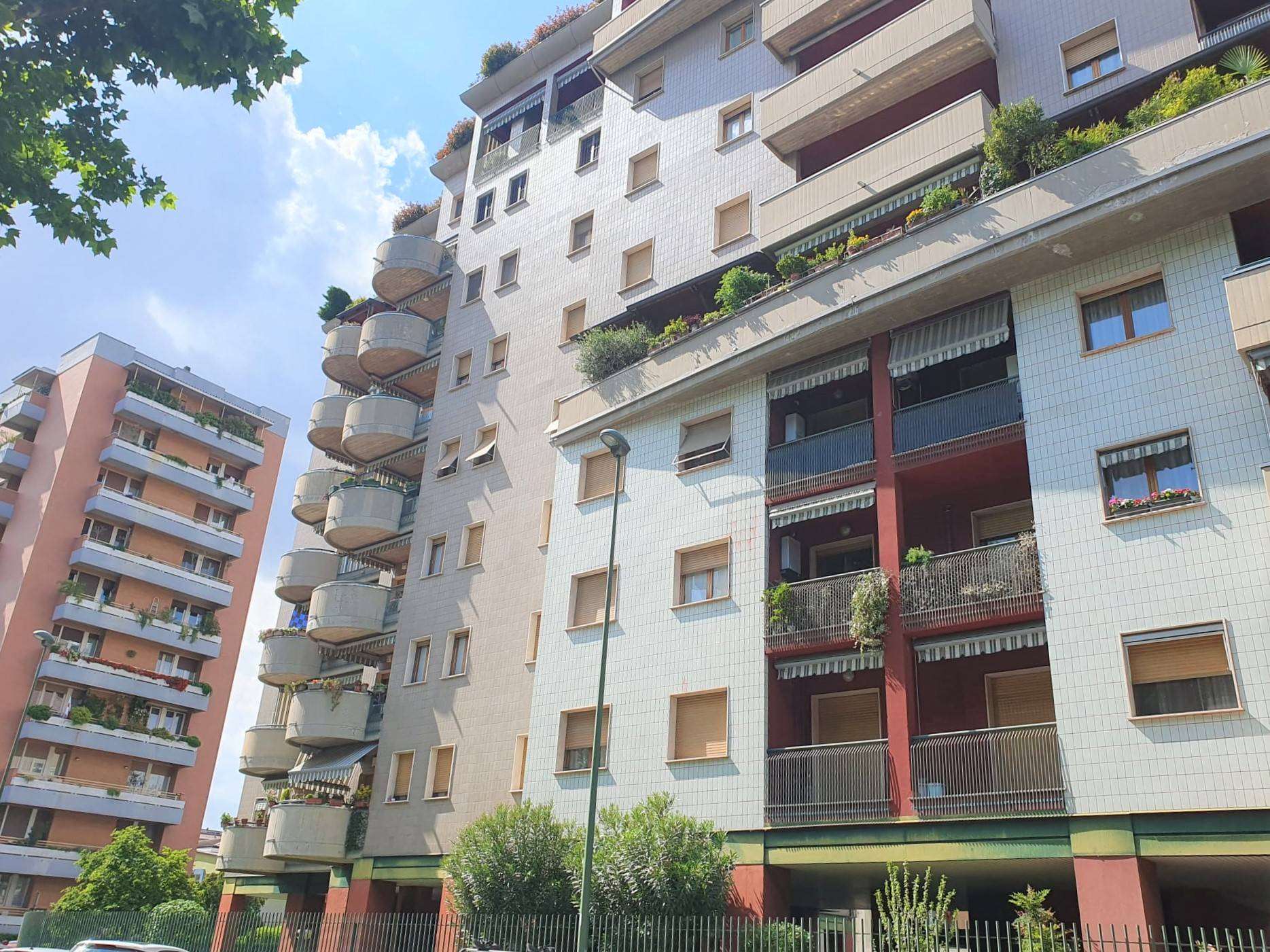 SESTO SAN GIOVANNI, Apartment for sale of 60 Sq. mt., Excellent Condition, Heating Individual heating system, Energetic class: G, Epi: 175 kwh/m2 