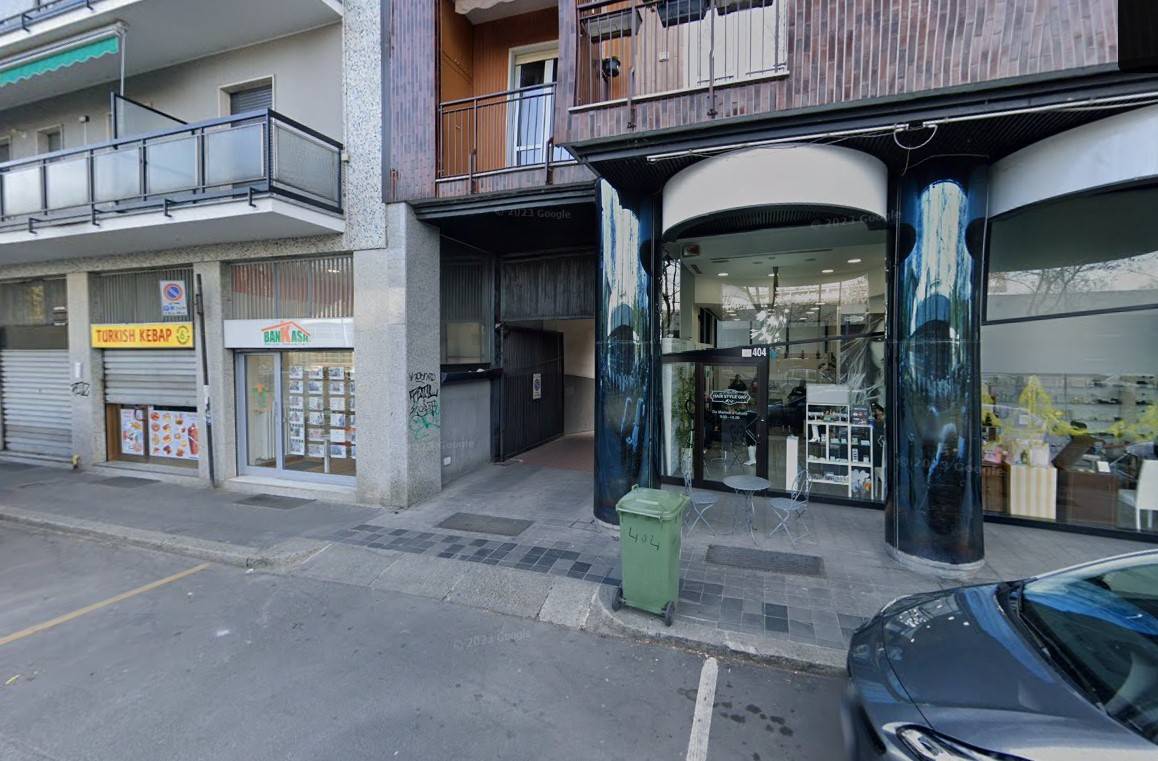 Rif CV/297 L'Abbruzzi Gruppo Immobiliare propone in Sesto San Giovanni, viale Matteotti, altezza Salesiani, ampio di mq. 20 (6,50 x 3,20) sito al 