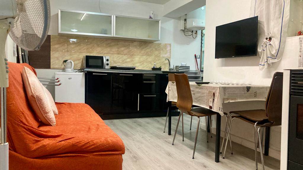 SESTO SAN GIOVANNI, Apartment for sale of 31 Sq. mt., Good condition, Heating Individual heating system, Energetic class: G, Epi: 175 kwh/m2 year, 