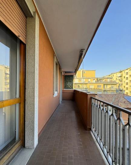 Appartamento in Via Quarnaro 5 in zona Amati, Buonarroti, Cederna, Sant'Albino a Monza