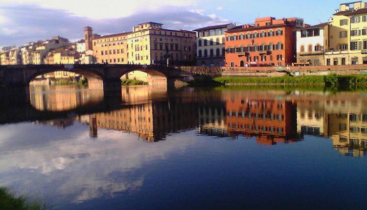Appartamento in vendita a Firenze Lungarno Guicciardini