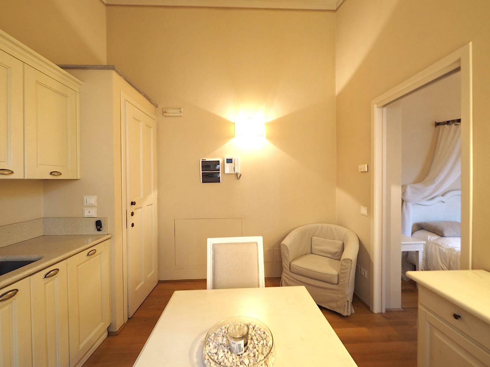 APARTMENT FLORENCE - LE CURE AREA For rent lovely apartment, inside new and elegant building complex, in a quiet and elegant area, conveniently 
