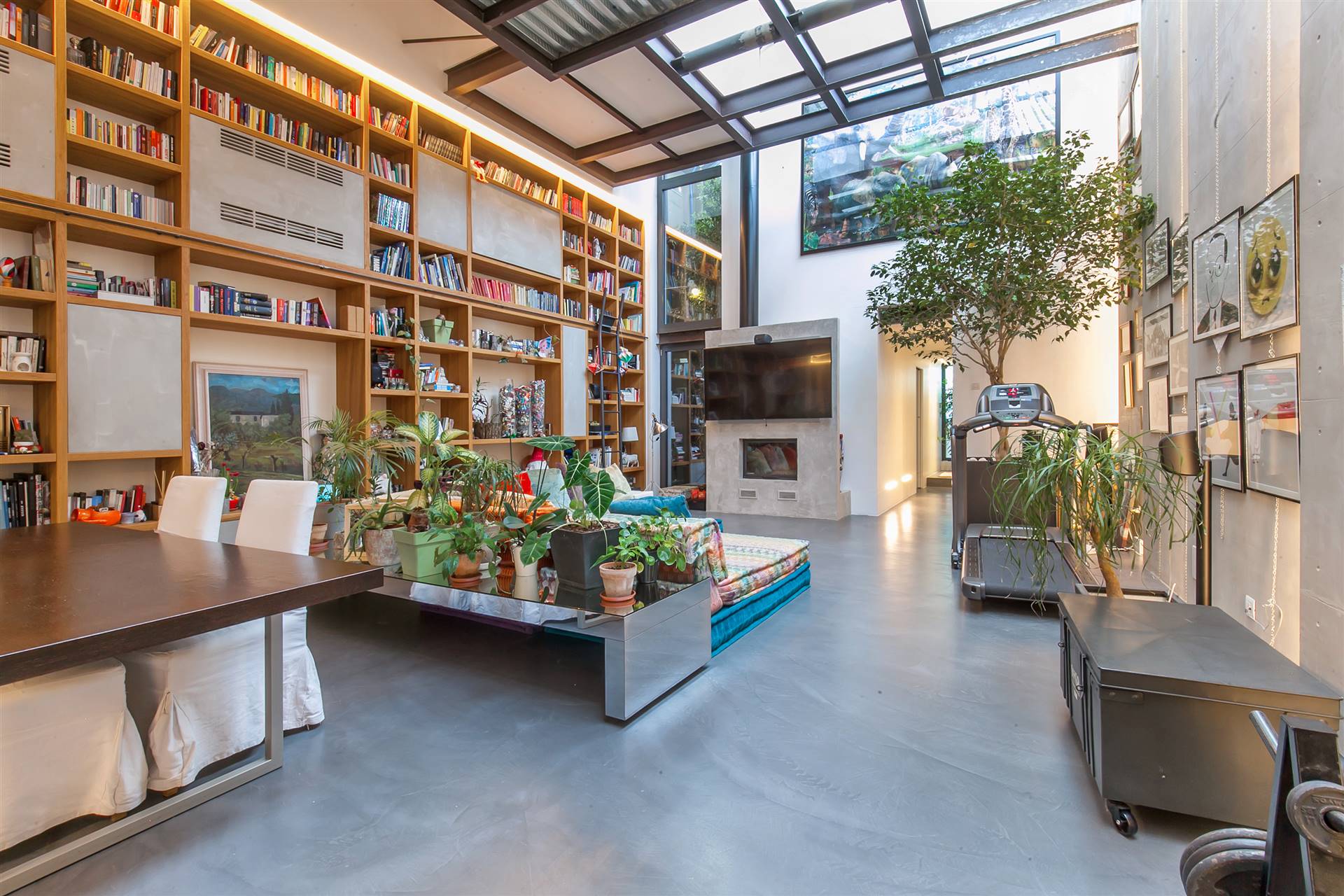TORTONA, MILANO, Loft for sale of 275 Sq. mt., Restored, Heating Centralized, Energetic class: G, Epi: 175 kwh/m2 year, placed at Ground on 2, composed by: 6 Rooms, Separate kitchen, , 4 Bedrooms, 5 