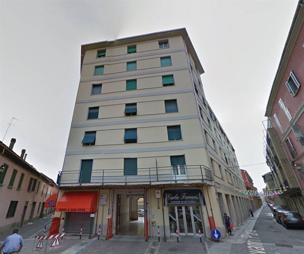 Appartamento in Via Plana 4 in zona Orti a Alessandria