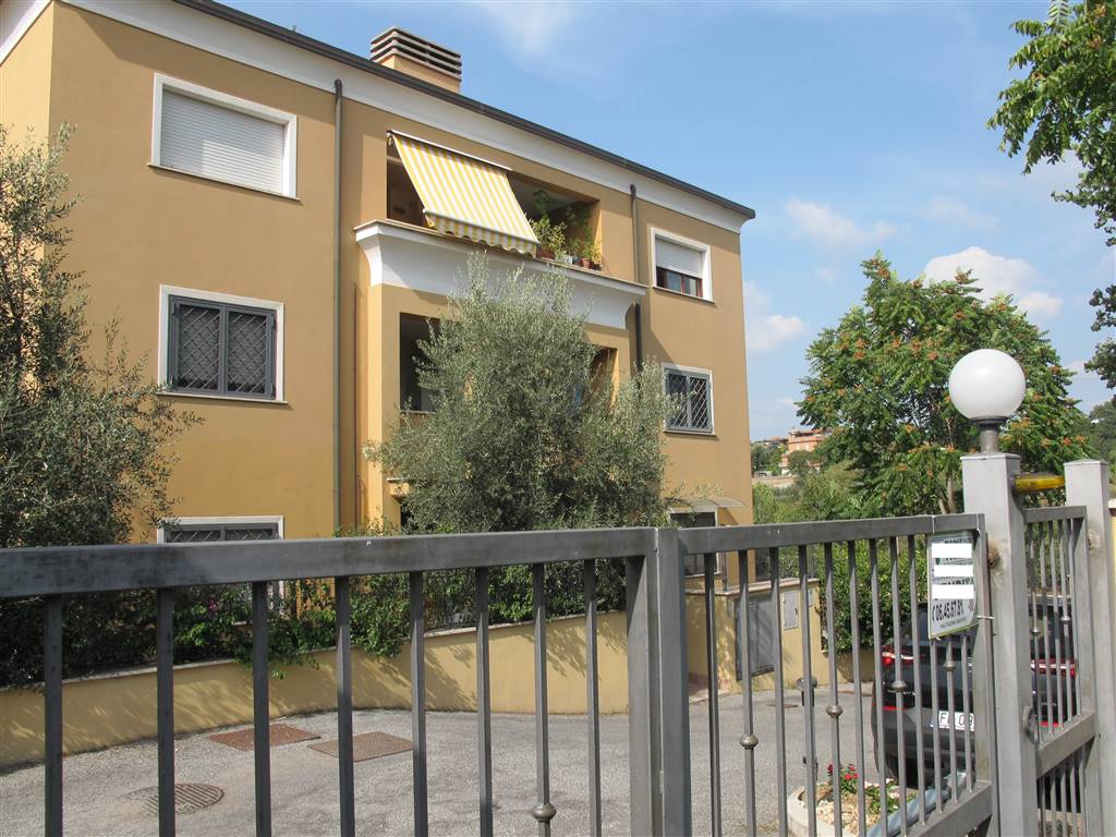 Appartamento in vendita a Roma Castelverde
