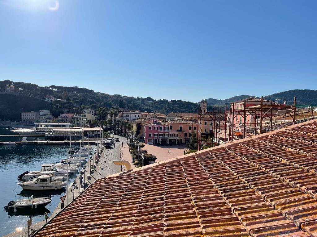 Appartamento in vendita a Porto Azzurro Livorno