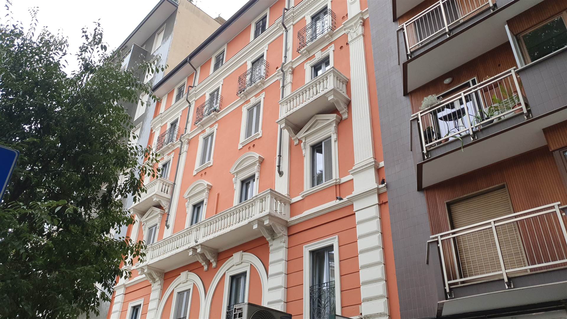 Appartamento in affitto a Milano De Angeli