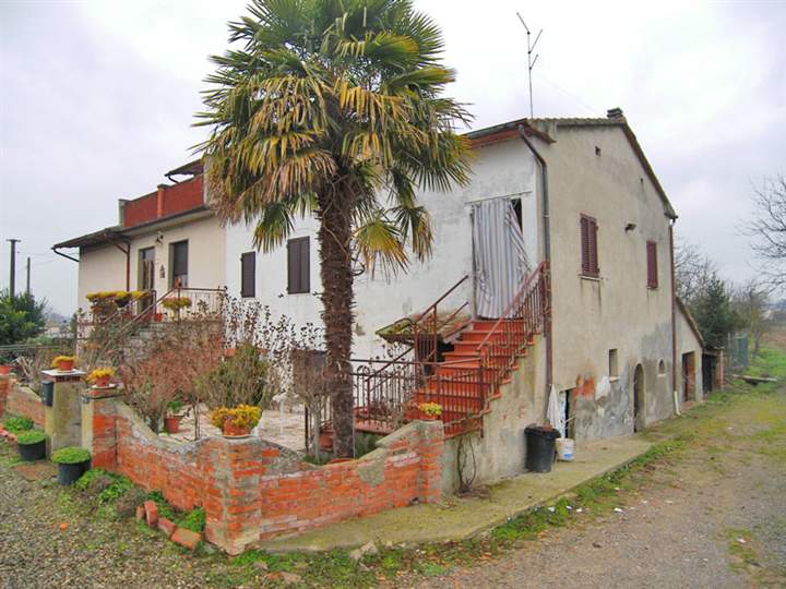 Villa bifamiliare in vendita a Lucignano Arezzo
