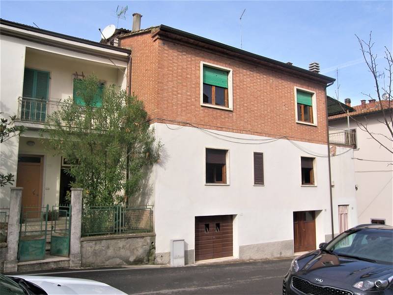 Appartamento in zona Torrita a Torrita di Siena