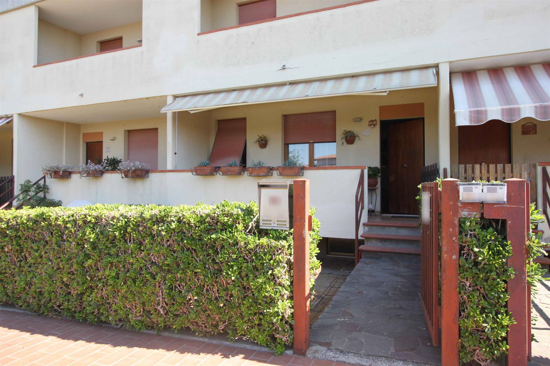 ROCCASTRADA, Detached apartment for sale of 83 Sq. mt., Excellent Condition, Heating Individual heating system, Energetic class: G, placed at Ground 