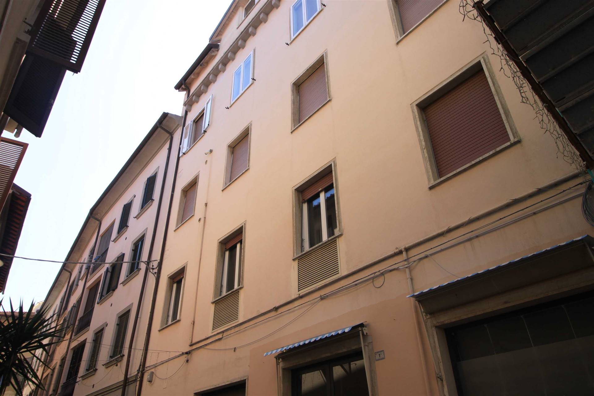 CENTRO STORICO, GROSSETO, Apartment for sale of 90 Sq. mt., Restored, Heating Individual heating system, Energetic class: G, Epi: 231,4 kwh/m2 year, 
