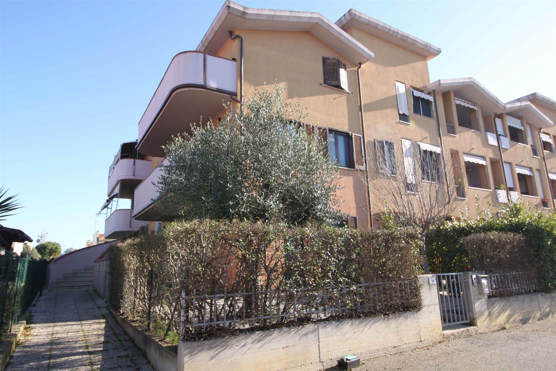 PIZZETTI, GROSSETO, Detached apartment for sale of 49 Sq. mt., Excellent Condition, Heating Individual heating system, Energetic class: G, placed at 