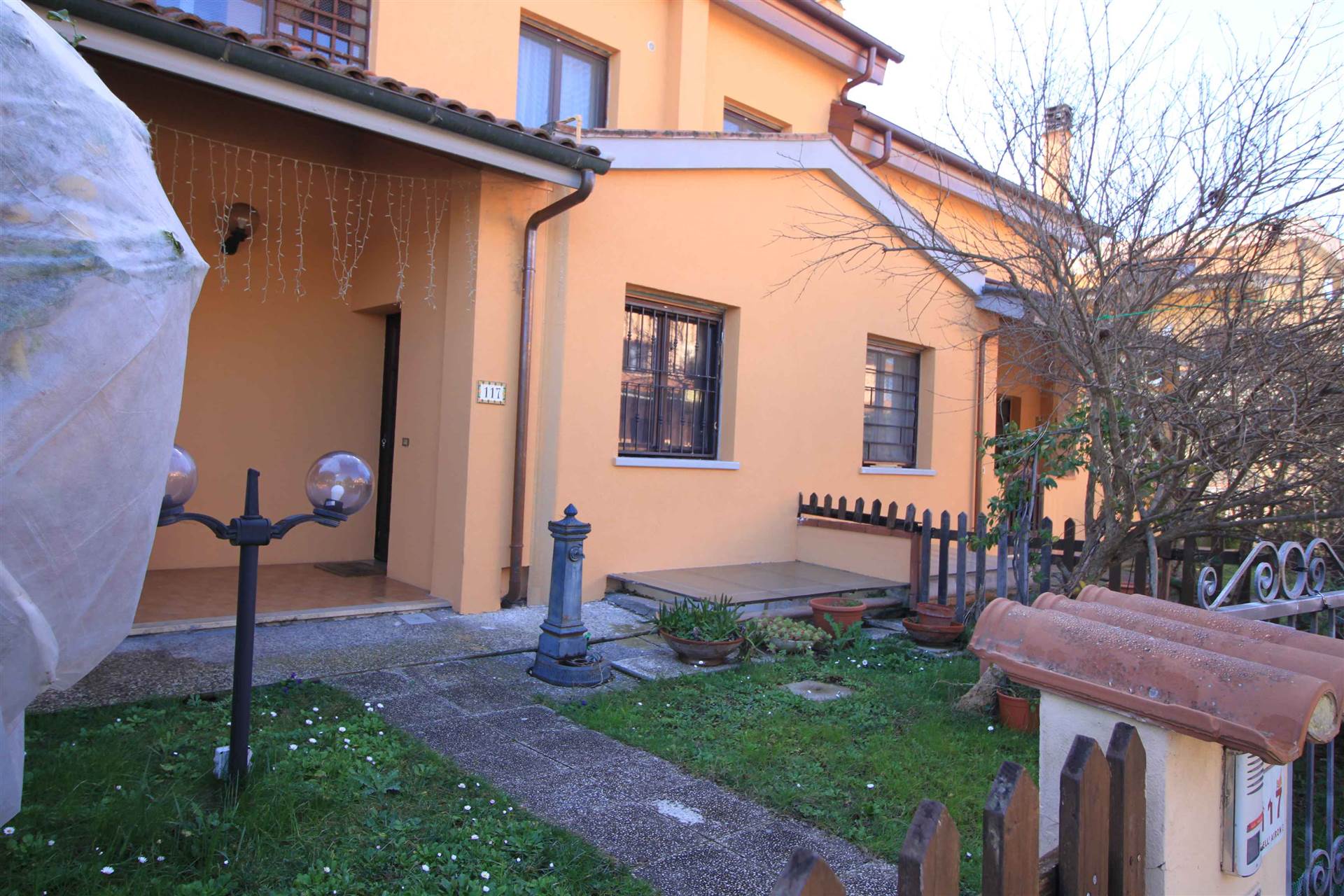 Villa a schiera in Via Dell'Airone 117 a Grosseto