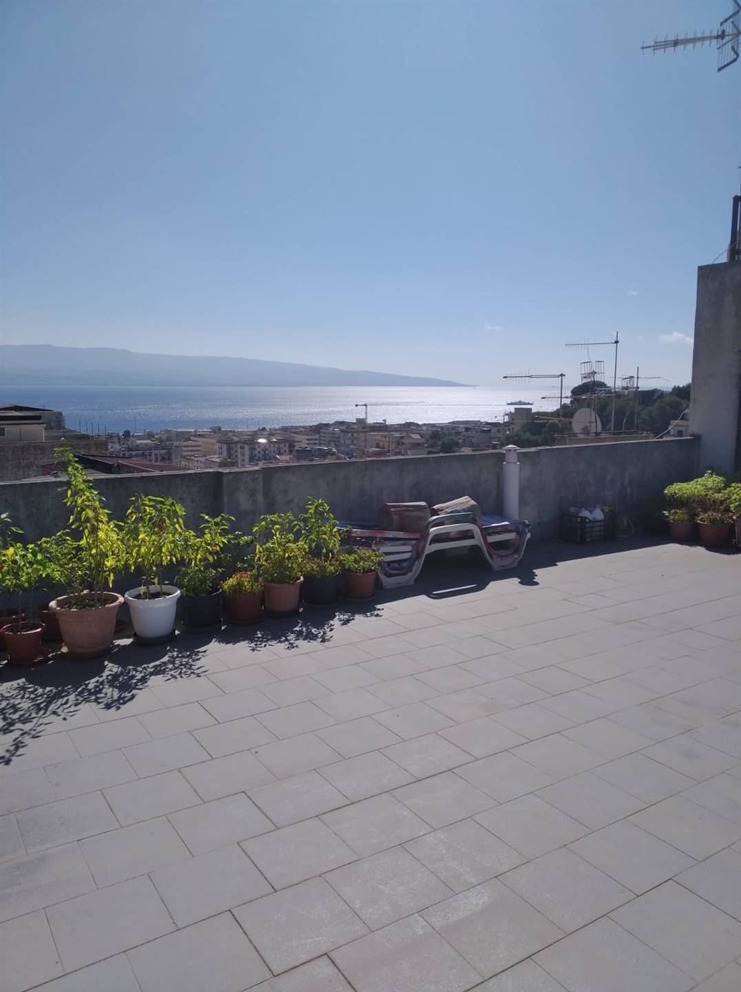 Appartamento in Valle Degli Angeli Via 41f in zona Contesse,gazzi,tremestieri a Messina