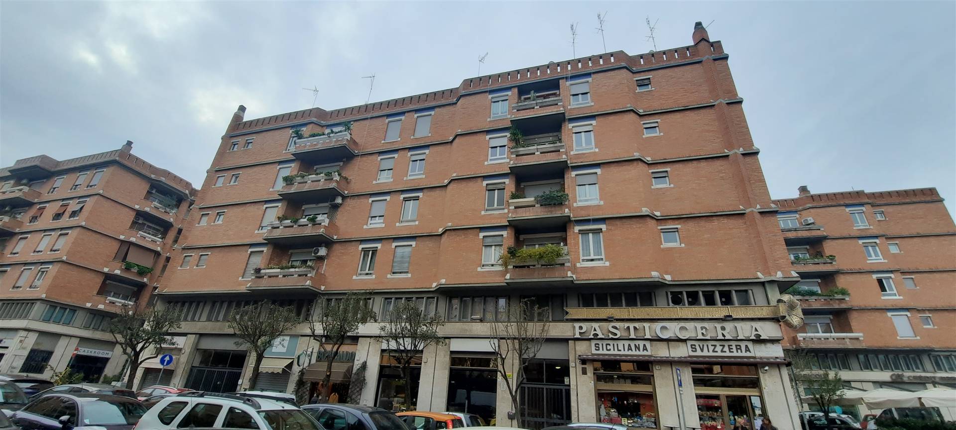GREGORIO VII, ROMA, Apartment for rent of 72 Sq. mt., Restored, Heating Centralized, Energetic class: G, Epi: 175 kwh/m2 year, placed at 2° on 5, 