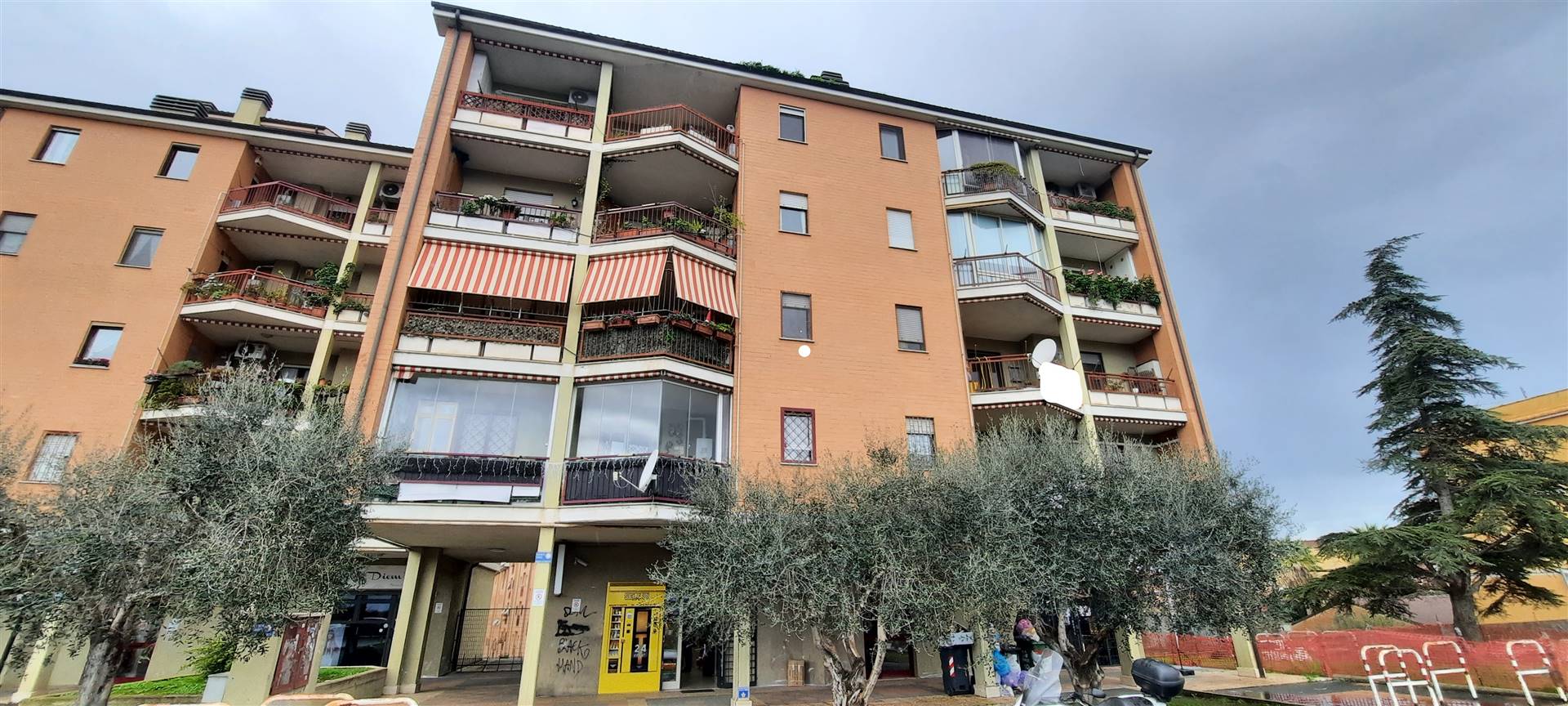 CASAL LUMBROSO, ROMA, Apartment for rent of 100 Sq. mt., Excellent Condition, Heating Individual heating system, Energetic class: G, Epi: 175 kwh/m2 