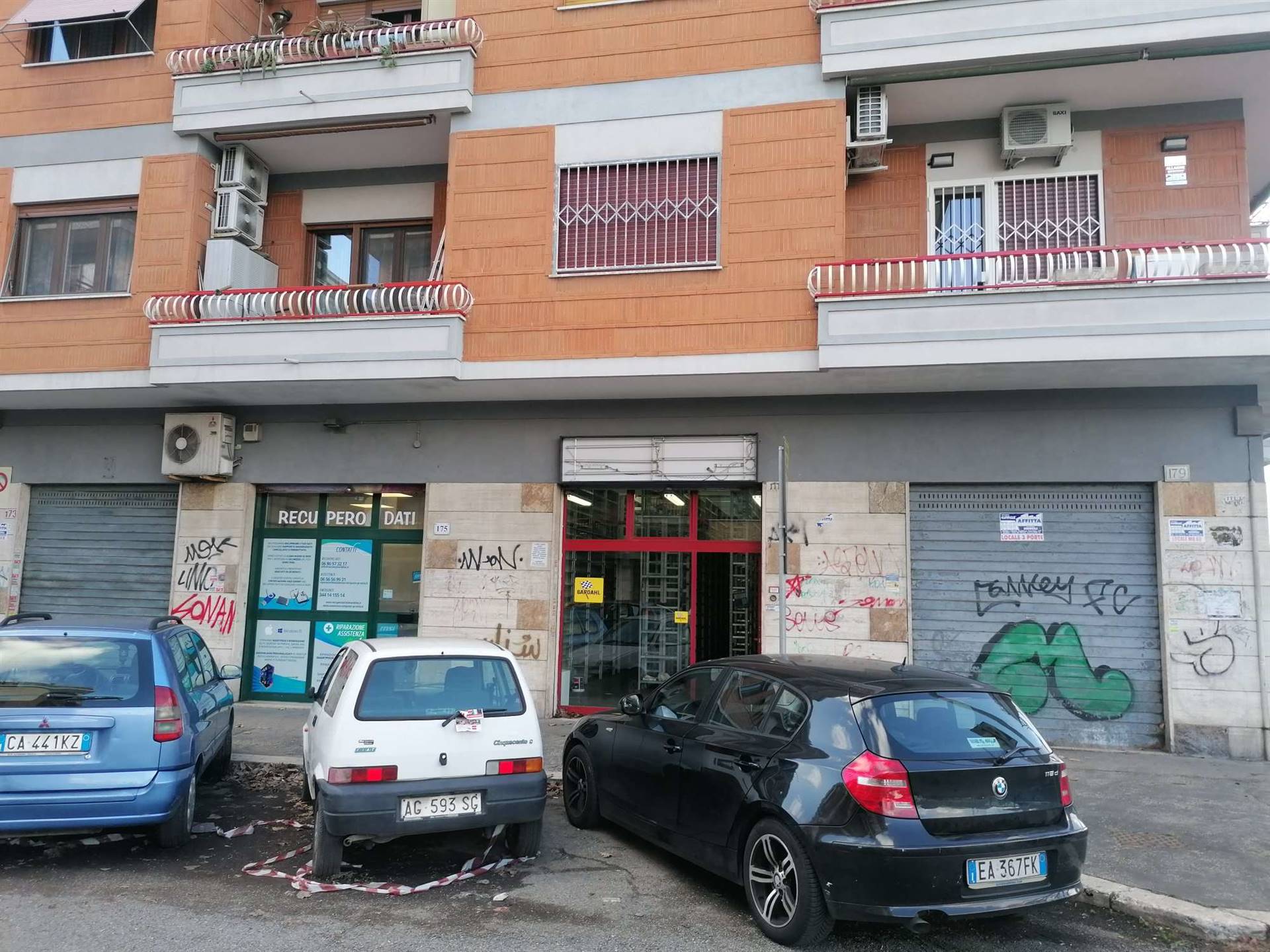OSTIA, ROMA, Store for rent of 52 Sq. mt., Good condition, Heating Non-existent, Energetic class: G, placed at Ground on 5, composed by: 2 Rooms, Price: € 600
