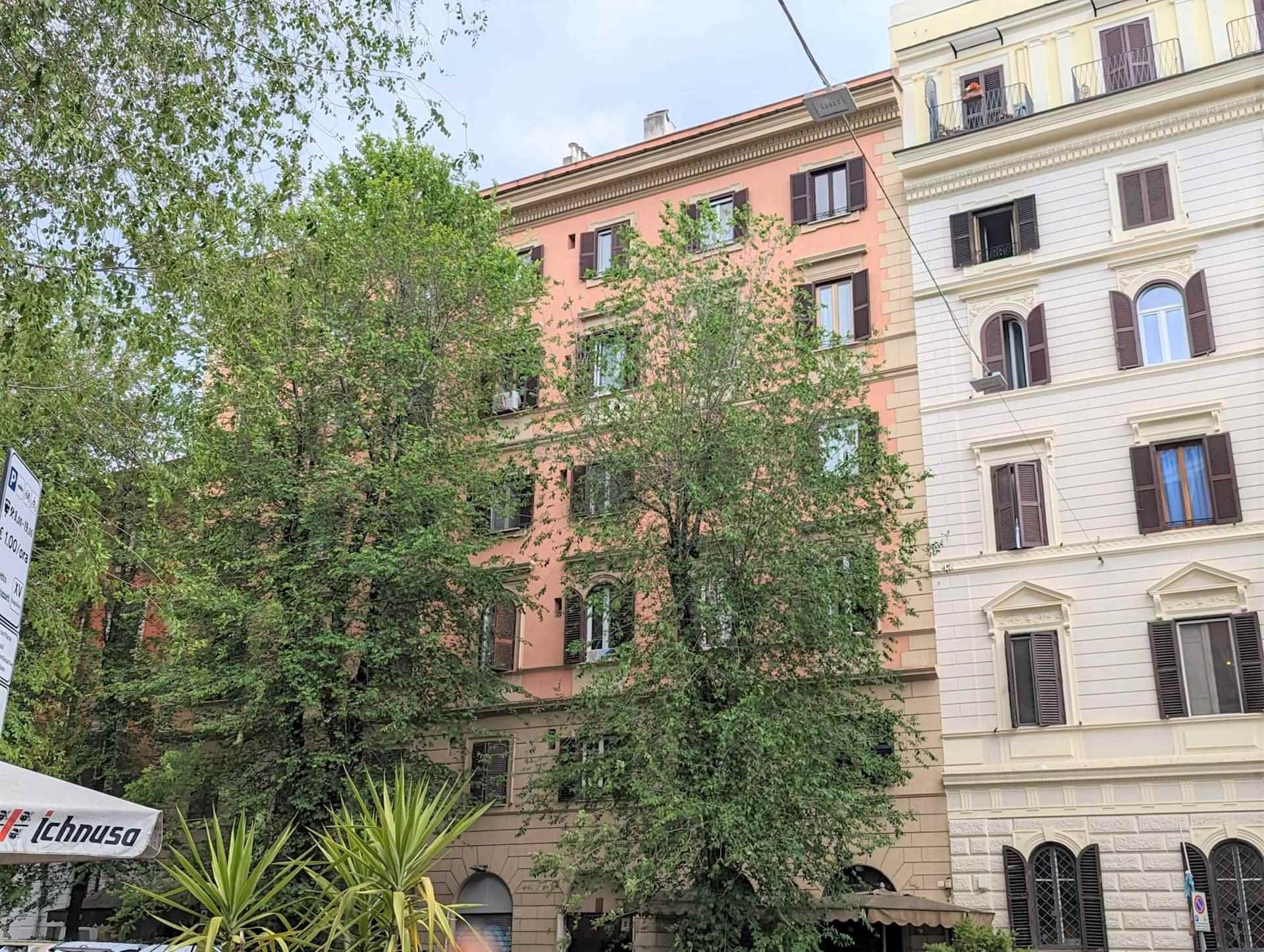 ESQUILINO, ROMA, Wohnung zu verkaufen von 50 Qm, Bewohnbar, Heizung Zentralisiert, Energie-klasse: G, am boden 2° auf 6, zusammengestellt von: 2 