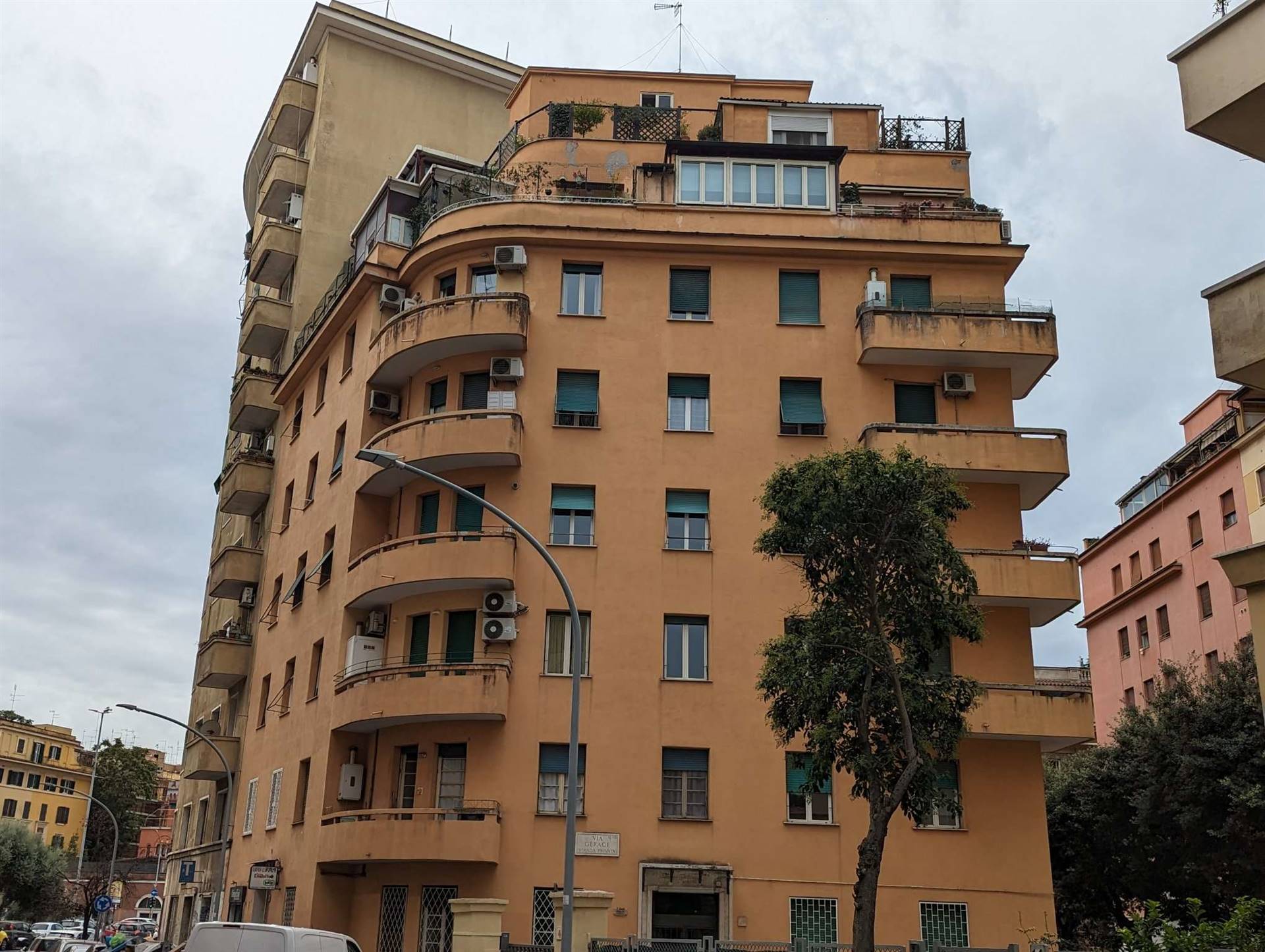 TUSCOLANO, ROMA, Wohnung zur miete von 65 Qm, Beste ausstattung, Heizung Zentralisiert, Energie-klasse: G, am boden 5° auf 7, zusammengestellt von: 2 