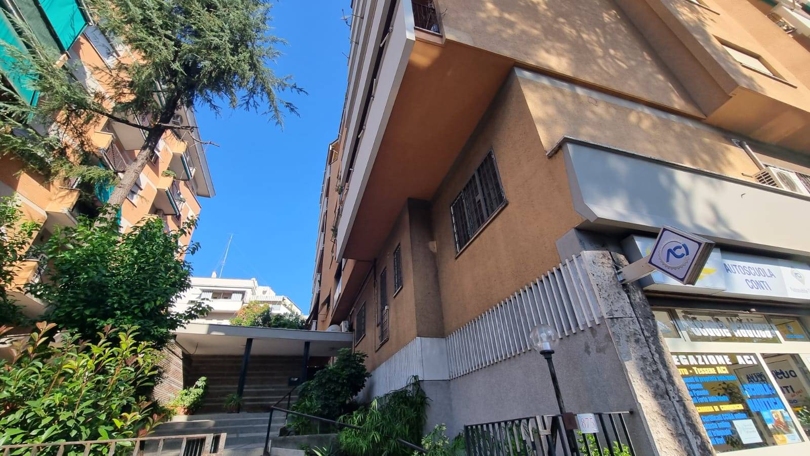 TALENTI, ROMA, Apartment for sale of 65 Sq. mt., Good condition, Heating Centralized, Energetic class: G, Epi: 175 kwh/m2 year, placed at 1° on 6, 