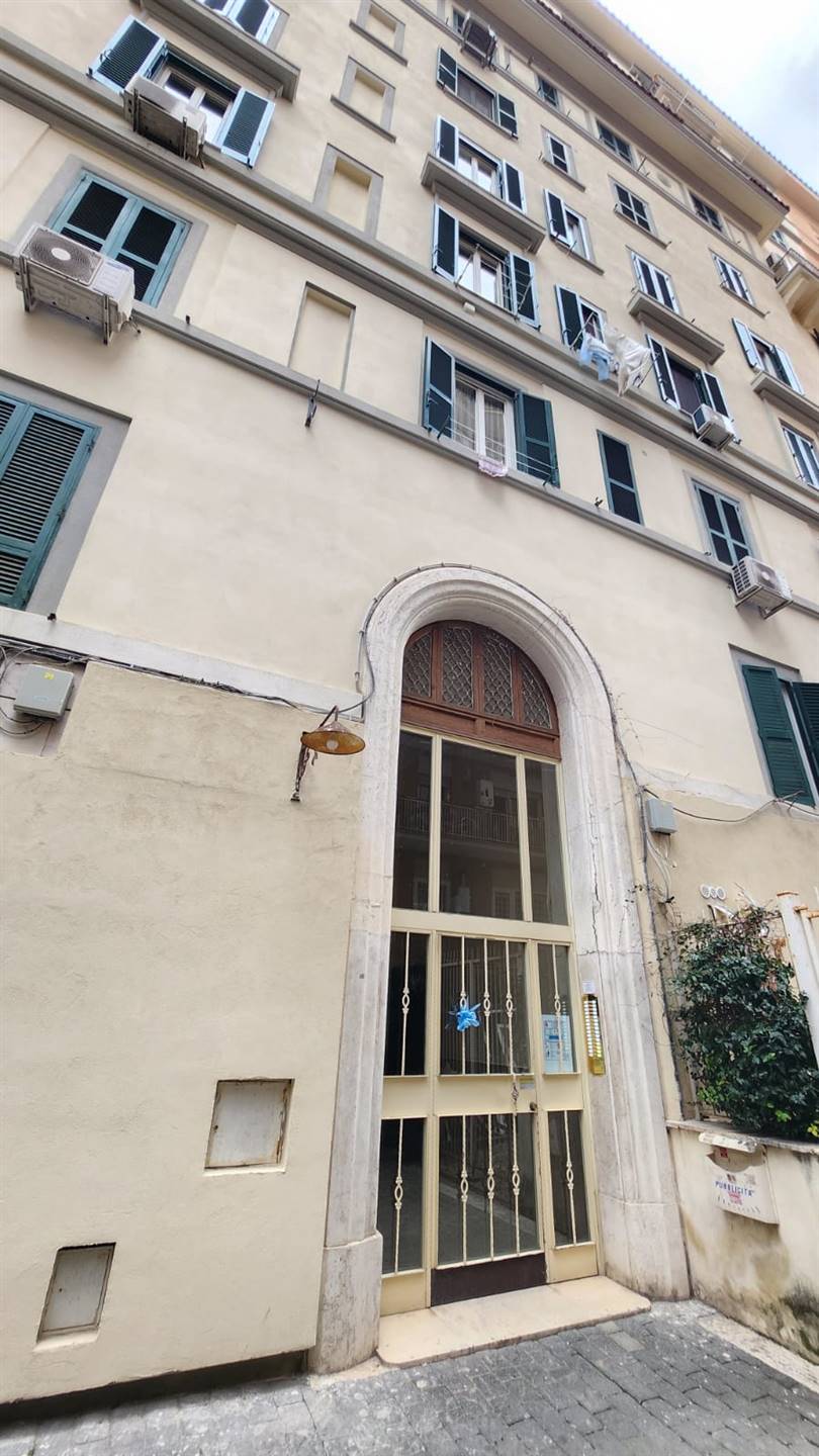 FURIO CAMILLO, ROMA, Apartment for rent of 55 Sq. mt., Restored, Heating Centralized, Energetic class: G, Epi: 175 kwh/m2 year, placed at 3°, 