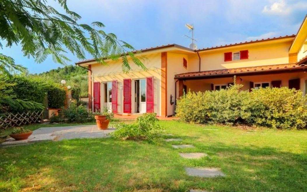 Villa in vendita a Marliana Pistoia