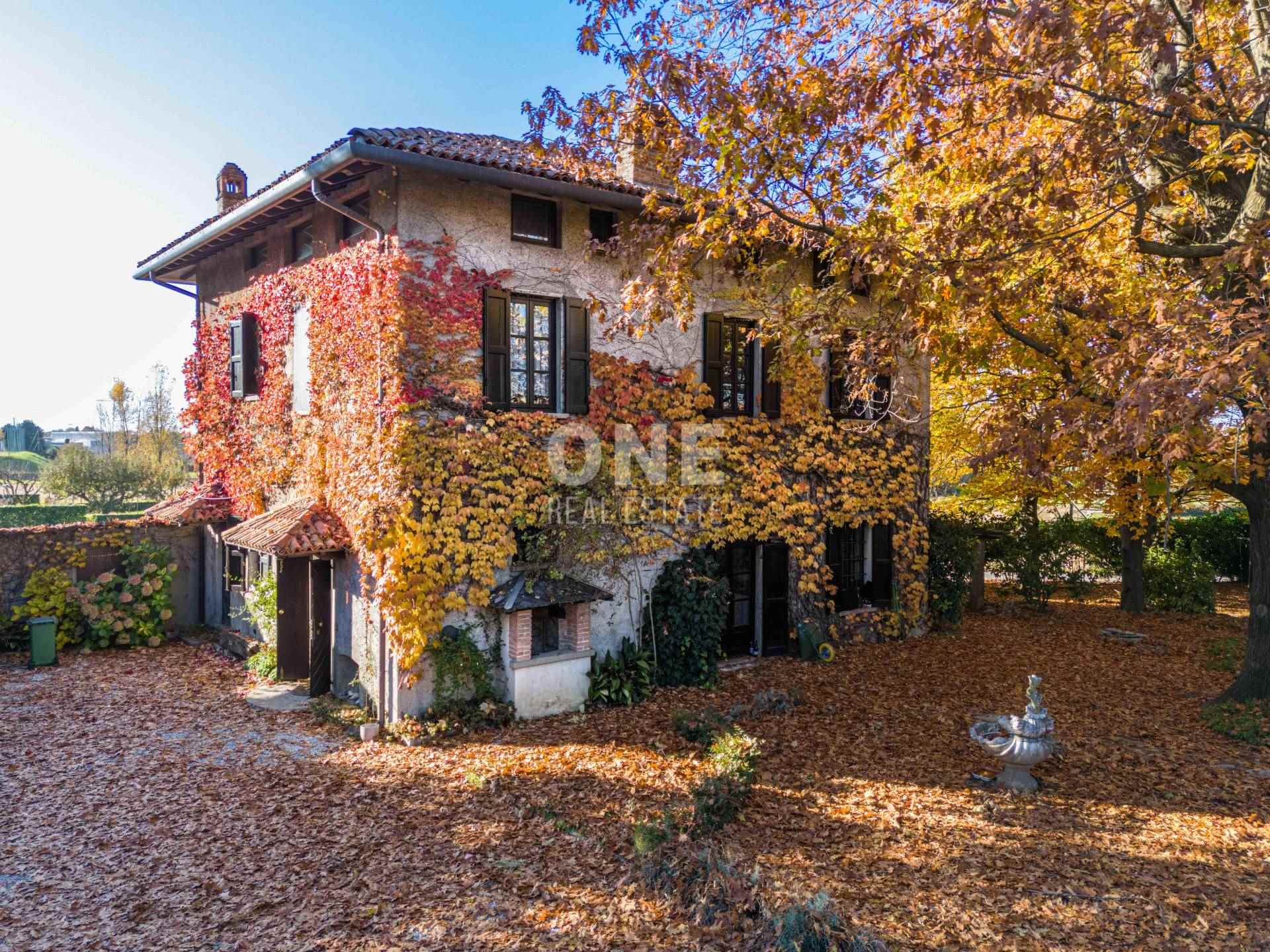 Vendita Villa unifamiliare Casa/Villa Monticello Brianza Via Luciano Manara 10 468326