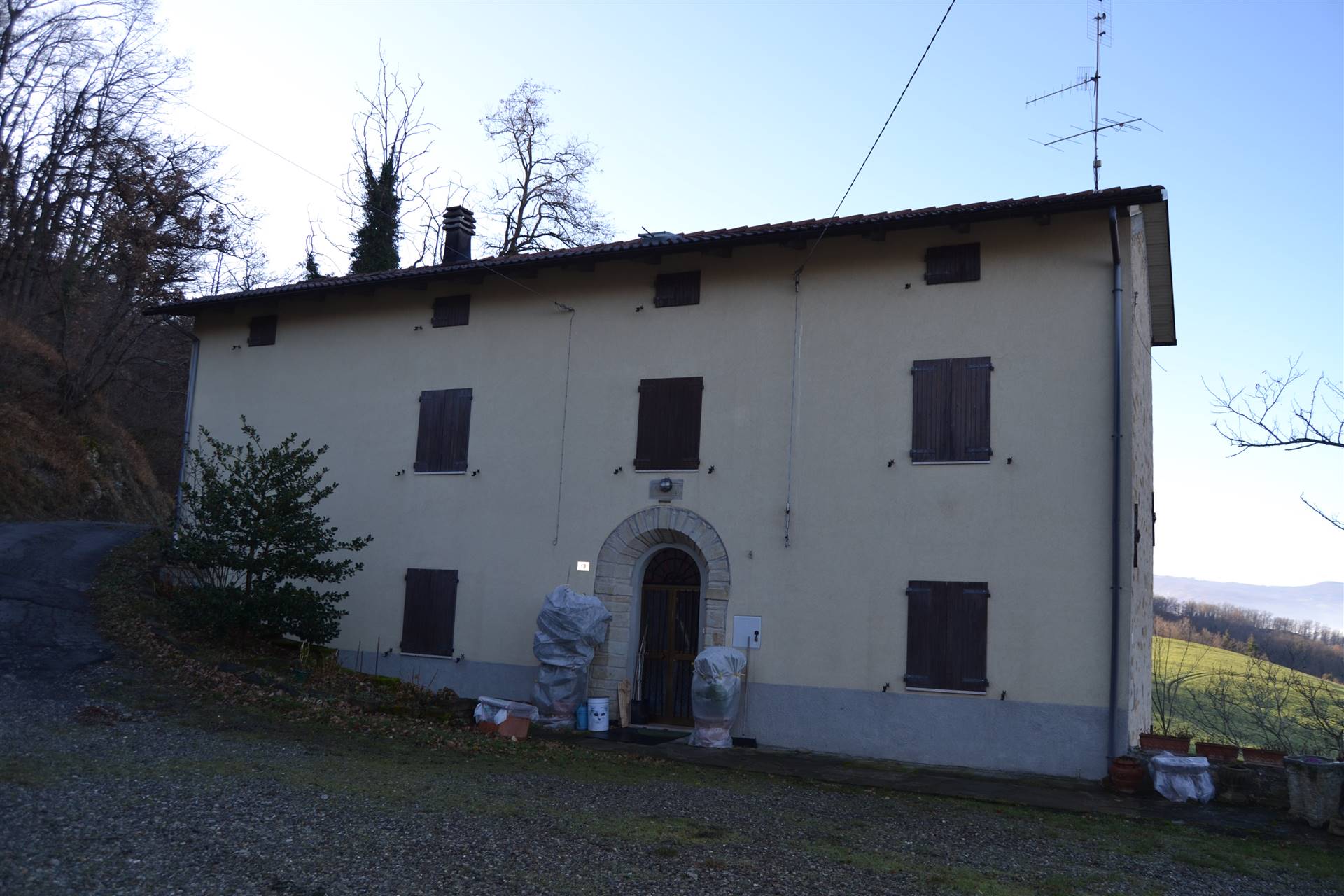 Rustico casale in zona Monteacuto Vallese a San Benedetto Val di Sambro