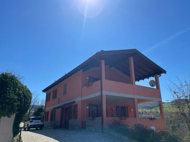 Villa in ottime condizioni in zona Rioveggio a Monzuno