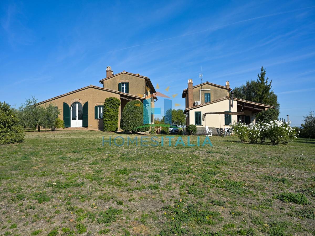 Villa in vendita a Castiglione In Teverina Viterbo
