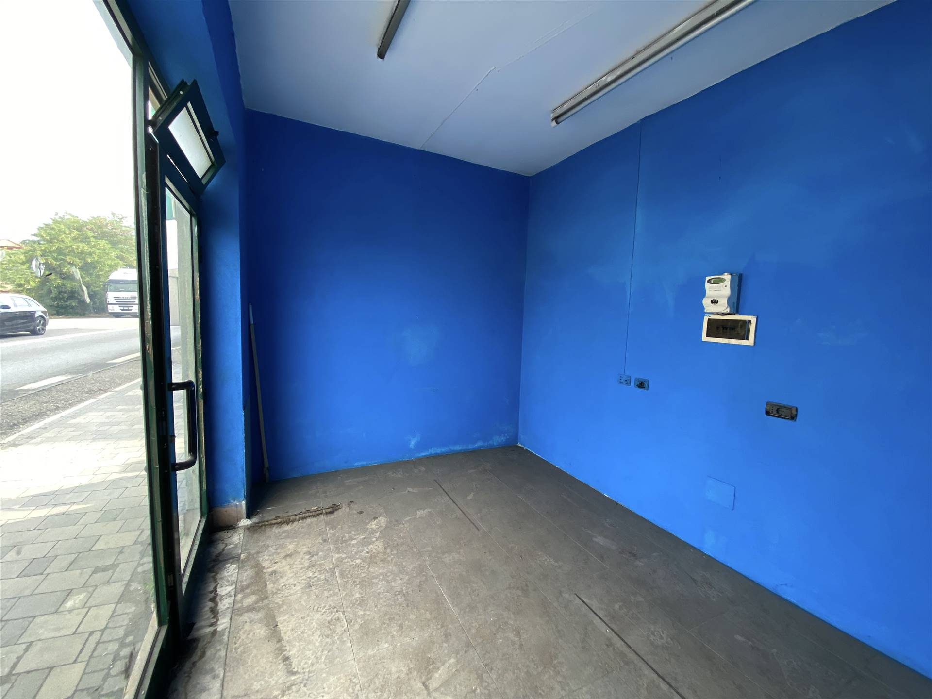 CHIOGGIA, Store for rent of 11 Sq. mt., Good condition, Energetic class: G, placed at Ground, composed by: 1 Room, Price: € 200