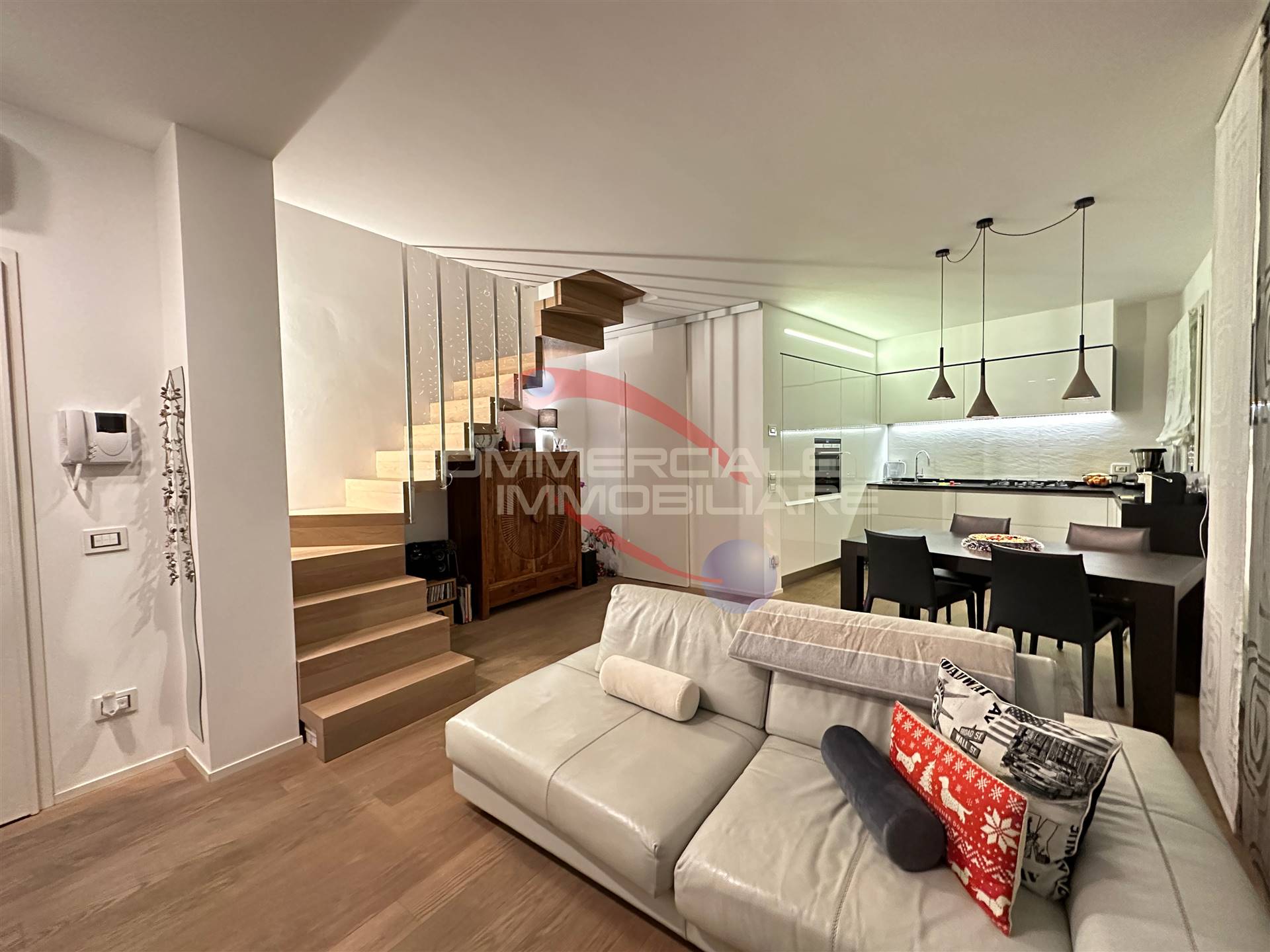 SOTTOMARINA, CHIOGGIA, Apartment for sale of 80 Sq. mt., Almost new, Heating Individual heating system, Energetic class: G, placed at 2° on 3, 
