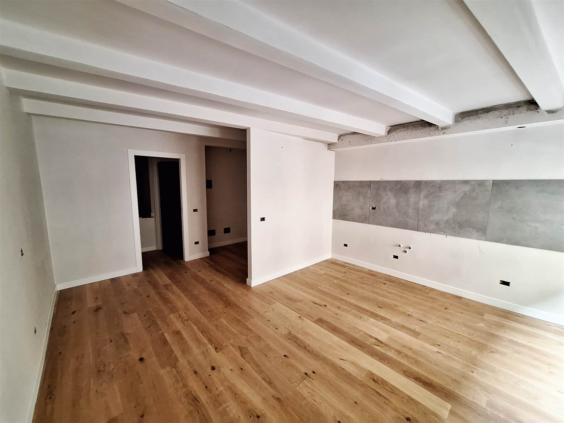 COMUNALE, FIRENZE, Apartment for sale of 90 Sq. mt., Restored, Heating Individual heating system, Energetic class: G, Epi: 276 kwh/m2 year, placed at 